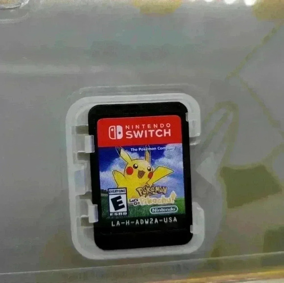 Pokemon: Let's Go, Pikachu! (Switch, 2018) With Game , Authentic Steel book - Picture 4 of 10